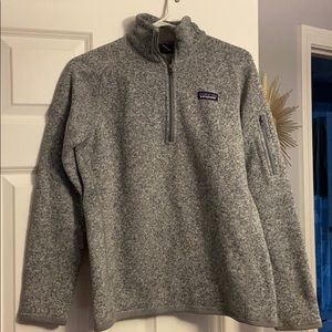 Gray Patagonia quarter zip size Large
